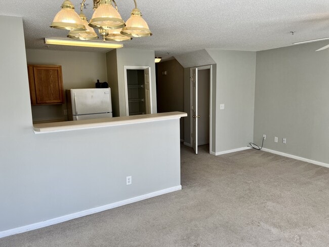 Photo - 280 Swaying Pine Ct