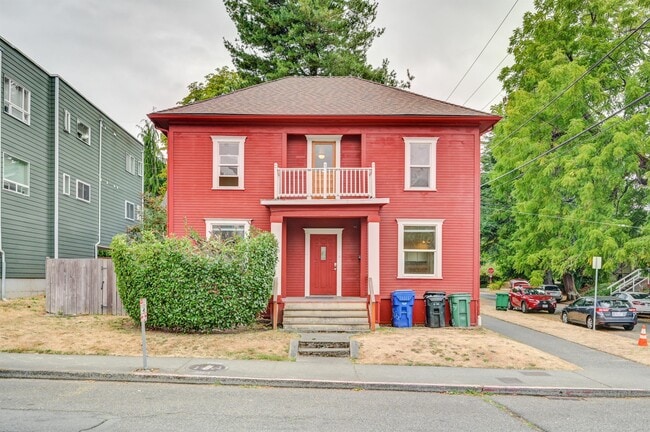 Photo - 5269 Brooklyn Ave NE