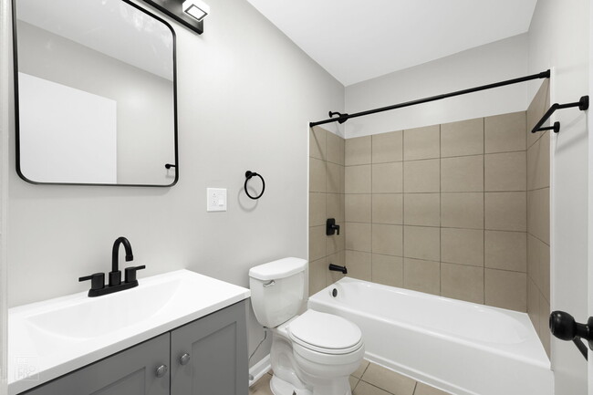 Photo - 8954 S Commercial Ave