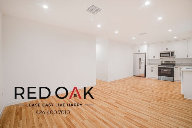 Photo - 856 W 47th St Unit 856A