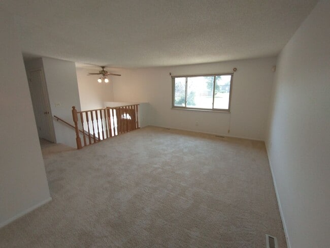 Photo - 715 Morgan Dr