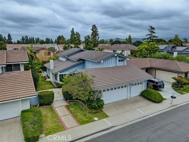 Building Photo - 8 Sparrowhawk