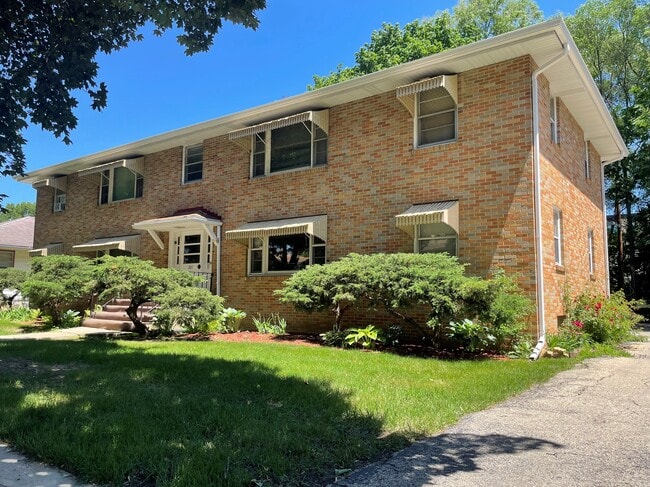 Photo - 321 Pawling St Unidad 2