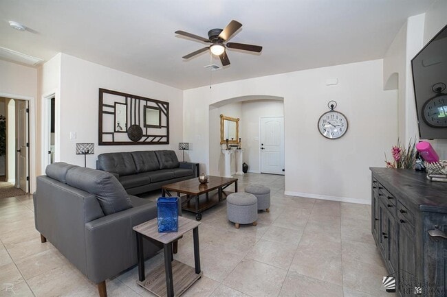 Photo - 27266 Mesquite Ave