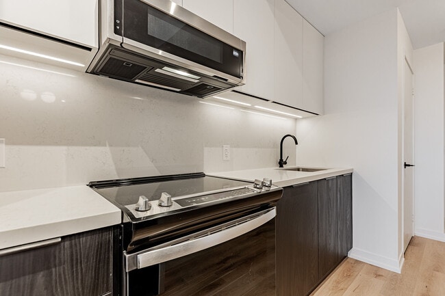 Photo - 5 York Garden Wy