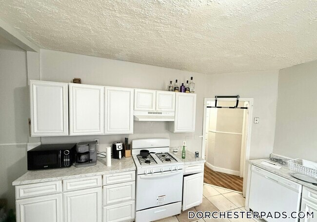 Building Photo - 17 Cawfield St Rental