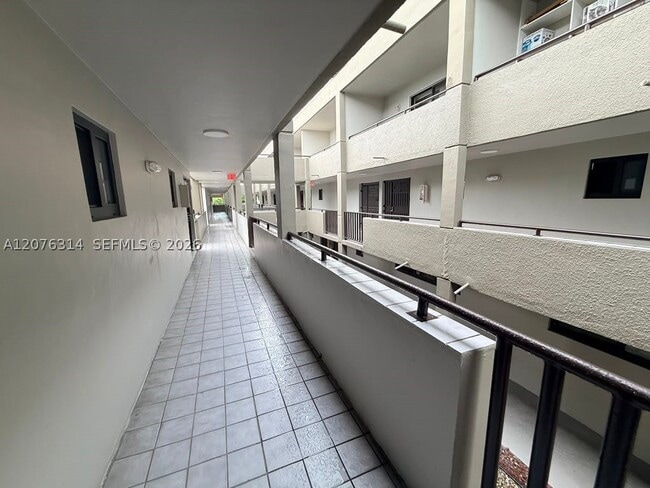 Photo - 5 Olive Dr Unit 13