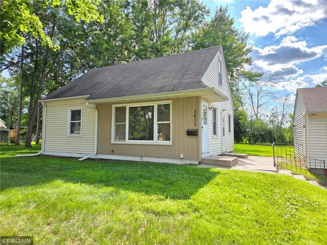 Building Photo - 5607 Regent Ave N