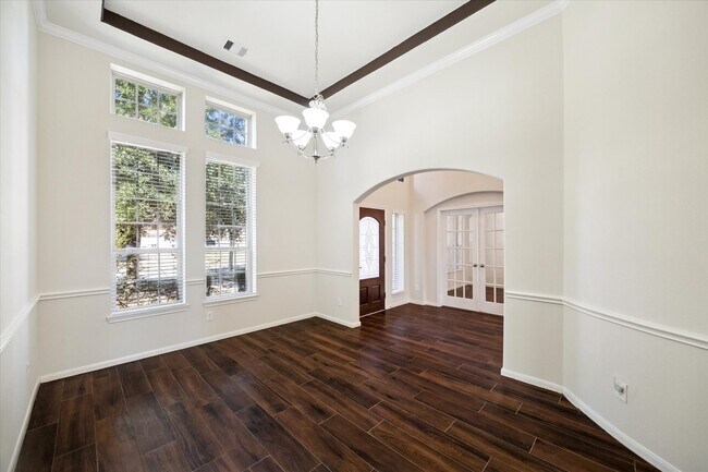 Photo - 5015 Blackwater Ln