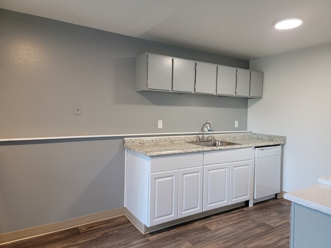 Photo - Narrows Ridge Apartments