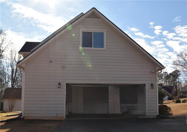 Photo - 2609 Falcon Nest Ct