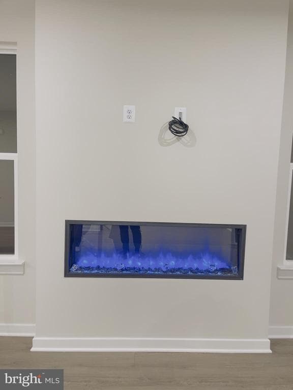 Photo - 24158 Thurso Sq