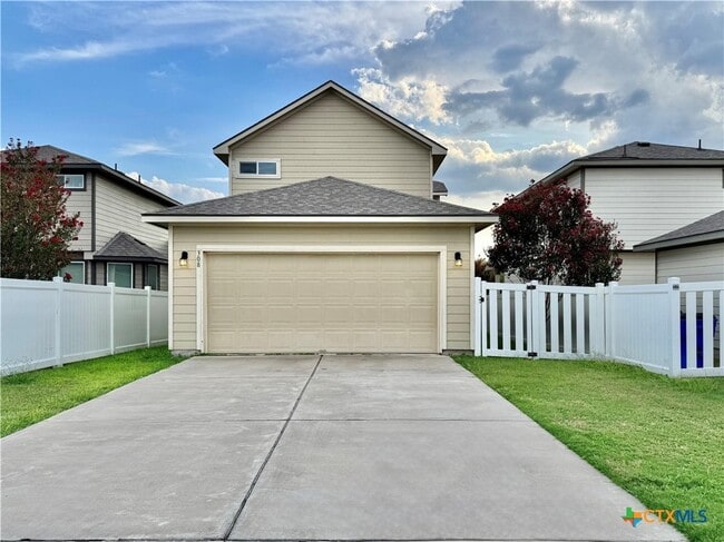 Photo - 308 Craters of the Moon Blvd