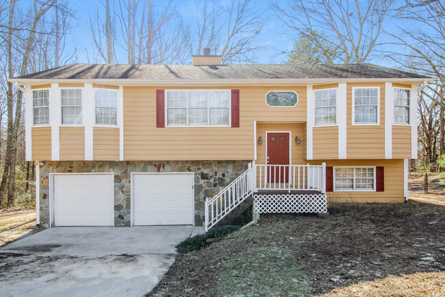 3 Bedroom Split Level Atlanta Home - 3 Bedroom Split Level Atlanta Home