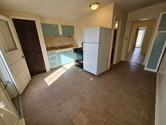 Photo - 1 Bdrm/1 Bath Unit is Vacant & Ready to Rent