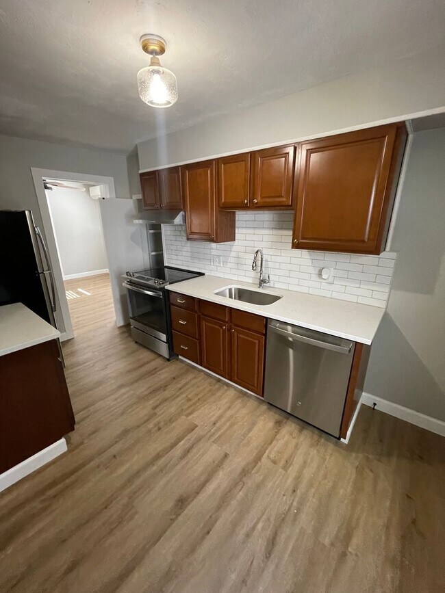 Photo - 2 Strebor Rd Unit 1