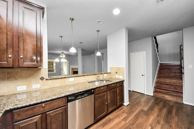 Photo - 6306 Bain Dr