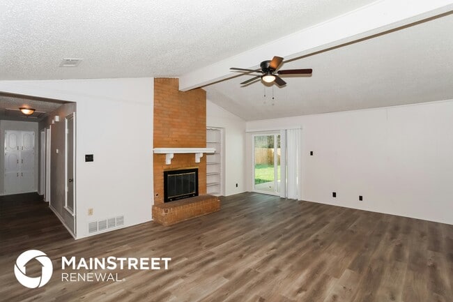 Photo - 1826 El Paso St