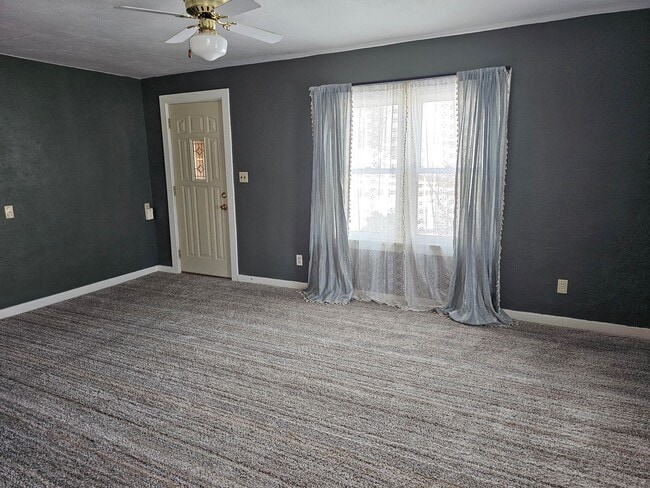 Photo - Triplex Main Unidad Middle