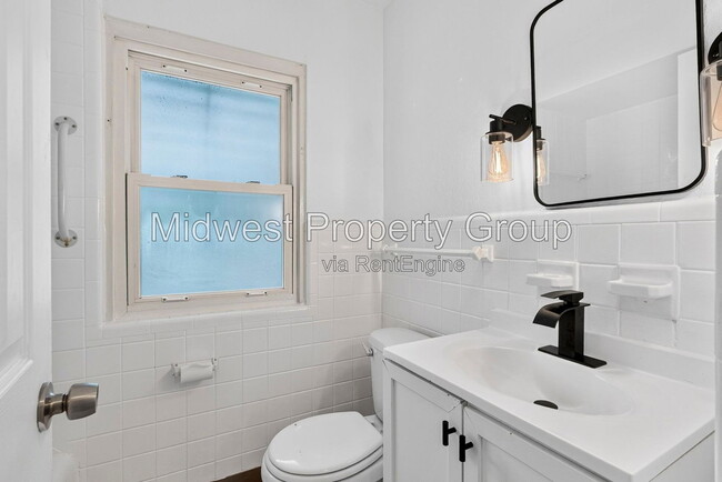 Photo - 1208 Verl Pl