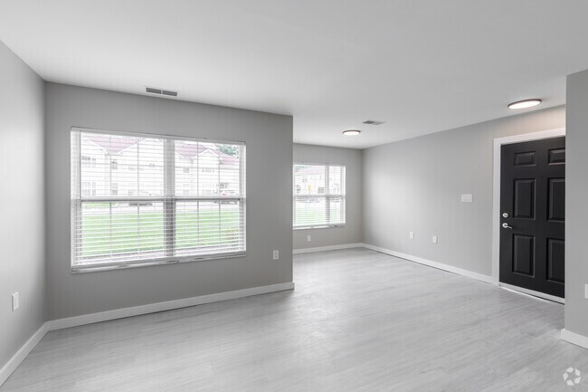 1 BR, 1 BA - Royal Pointe