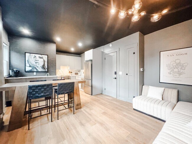 Photo - 272-278-278 Winton Rd N Unit 274 North Winton Road Apt. 5