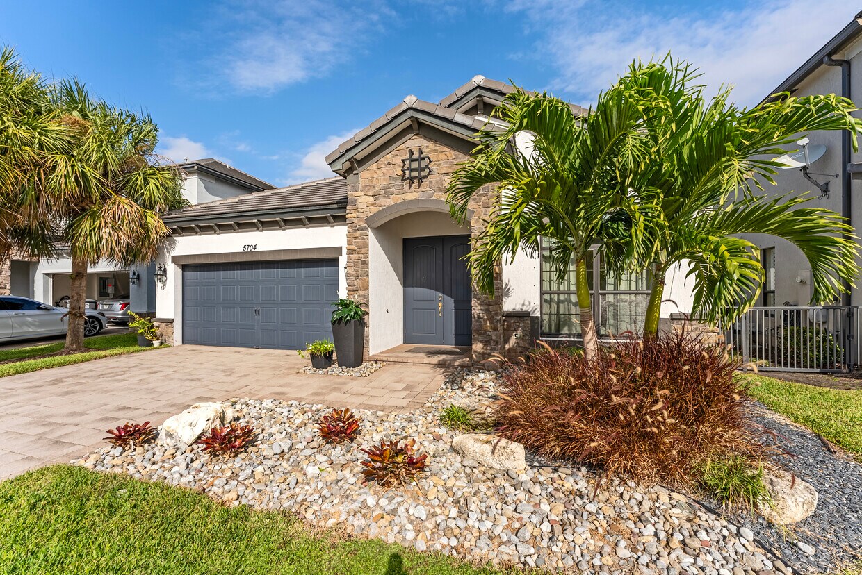 Photo - 5704 Sandbirch Way (Greenacres, FL)
