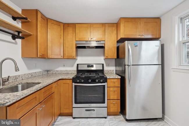 Photo - 3079 Tulip St