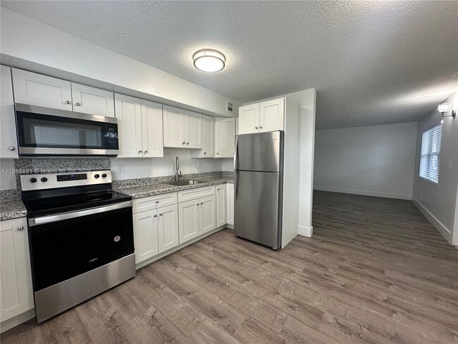 Photo - 2500 Johnson St Unidad 10