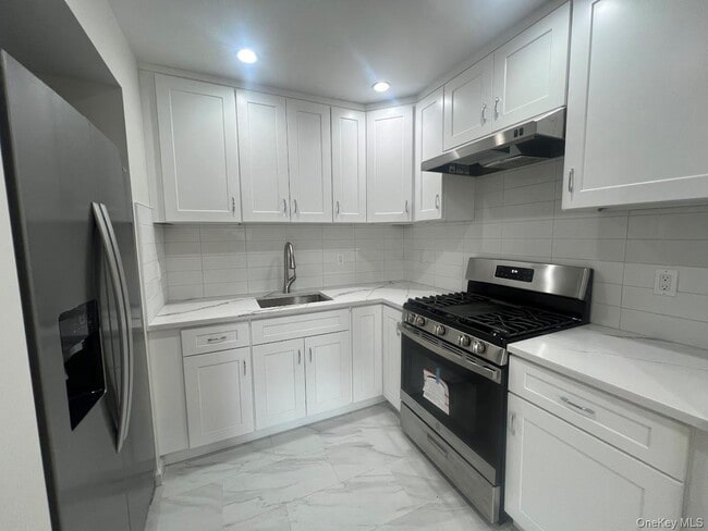 Photo - 48-32 59th St Unit Apt 3
