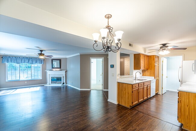 Photo - 539 Cloverfield Ln Unit 207
