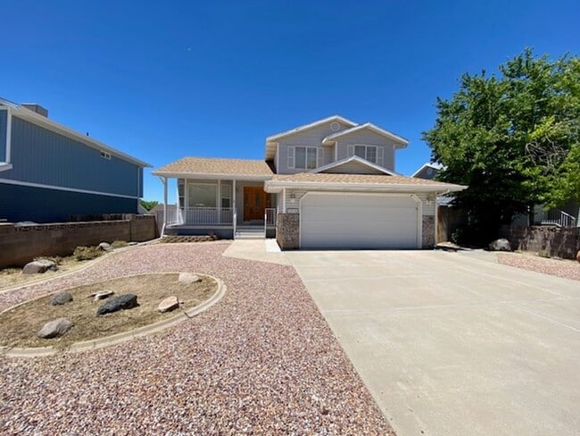Photo - SPACIOUS HOME FOR RENT CEDAR CITY!