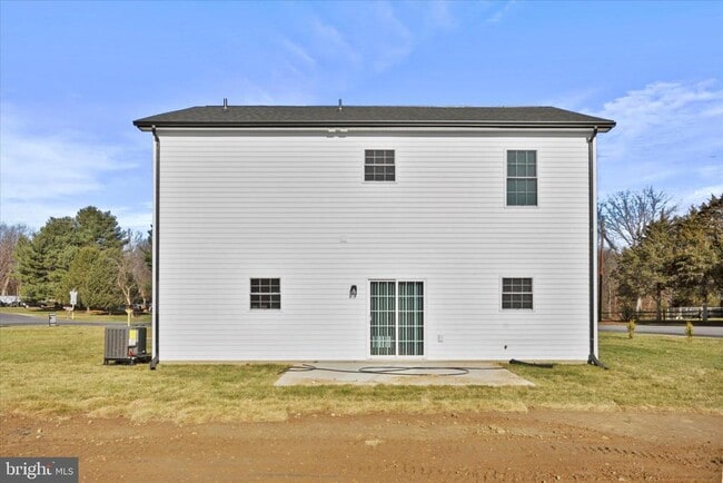 Photo - 118 Windsor Knit Rd