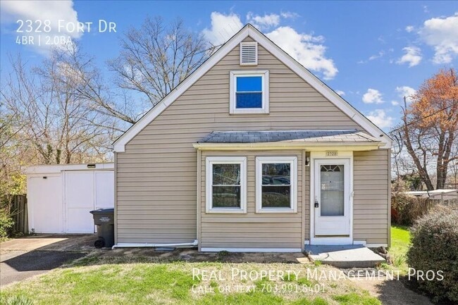 Photo - 2328 Fort Dr