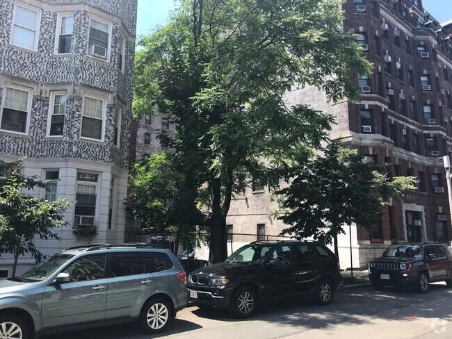 Photo - Burbank Terrace