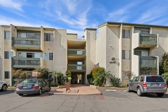 Photo - Modern Studio in BayHo - Can come fully furnished or unfurnished!