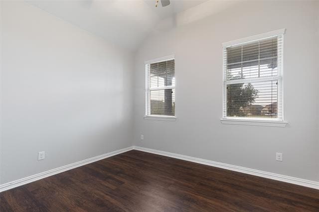 Photo - 912 Slate Ln