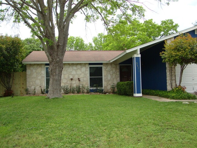 Building Photo - Pipers Meadow Rental