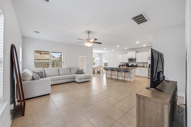 Photo - 32906 Ruthie Dean Dr