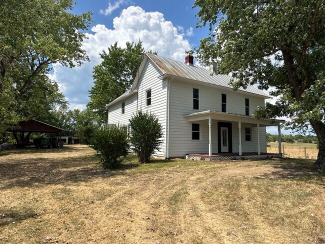 Photo - 317 Confidence Ln