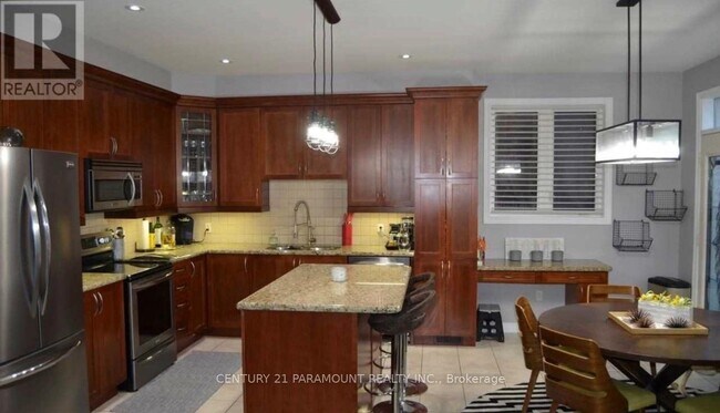 Photo - 3191 Stocksbridge Ave
