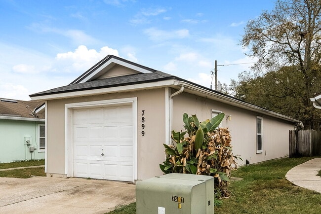 Photo - 7899 Cherry Blossom Dr N