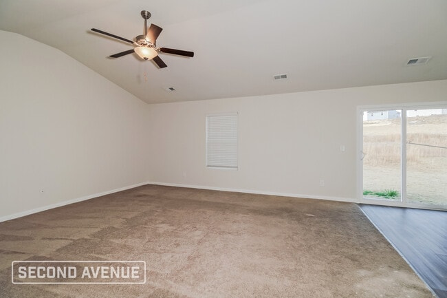 Photo - 411 Misty Knl Dr