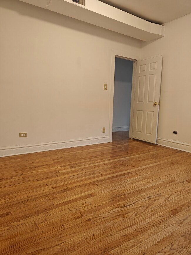 Photo - 4117 W Wilcox St Unidad 2