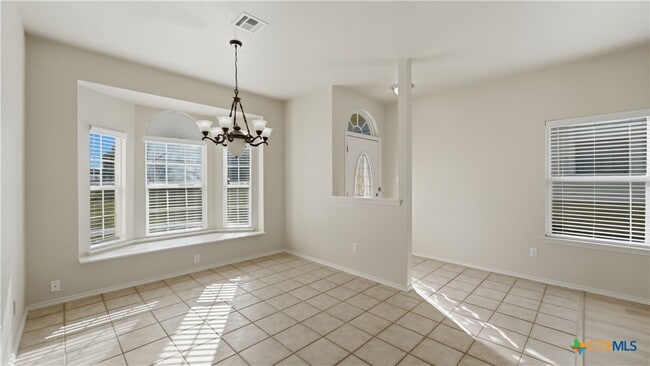 Photo - 821 Benning St