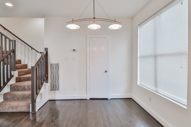 Photo - 4403 Austin St