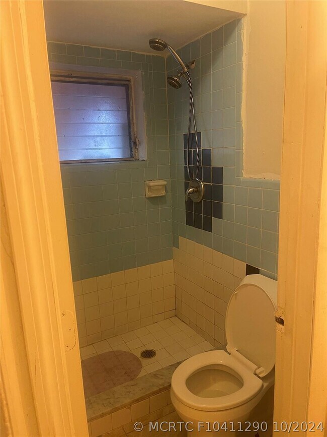 Photo - 41 NE 23rd Ct
