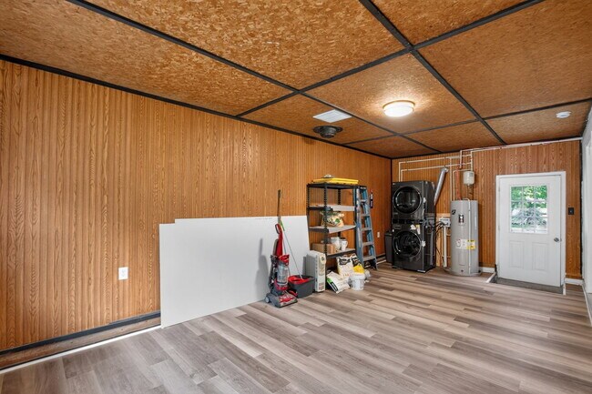 Photo - 21465 Indian Bridge Rd