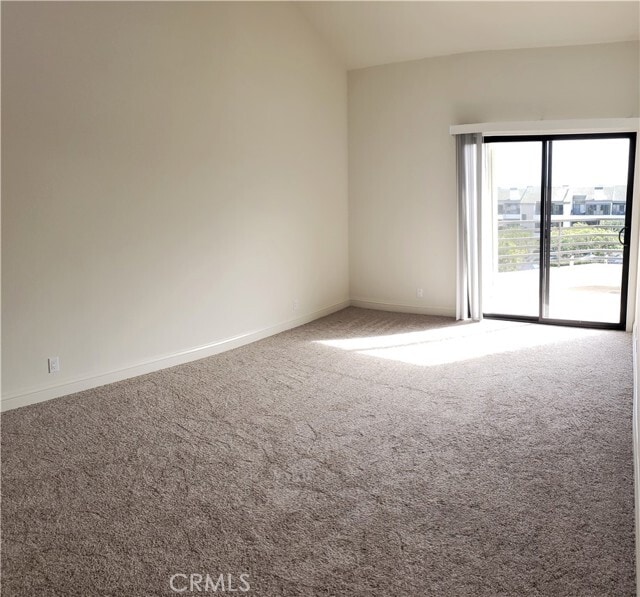 Photo - 950 Cagney Ln