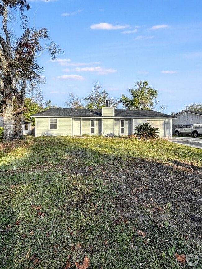 Building Photo - 2839 Kiowa Ave Rental